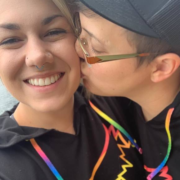 Meet your Posher, Mackenzie - Picture 1 of 1